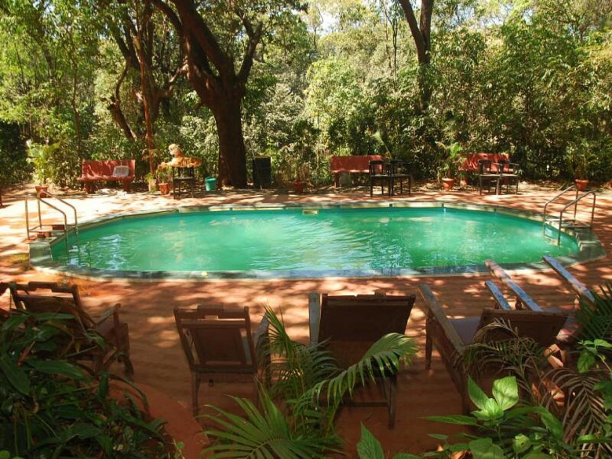 Cecil Hotel Matheran Exterior photo